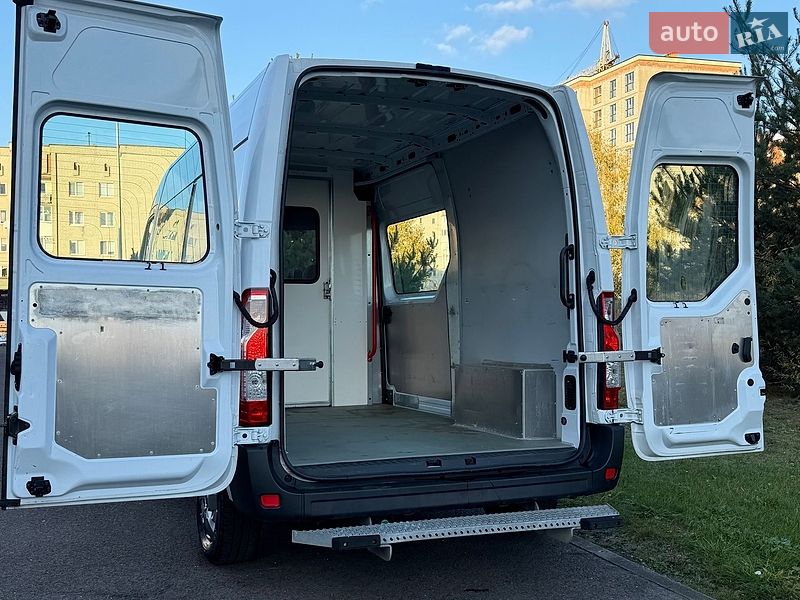Вантажний фургон Renault Master 2022 в Ковелі