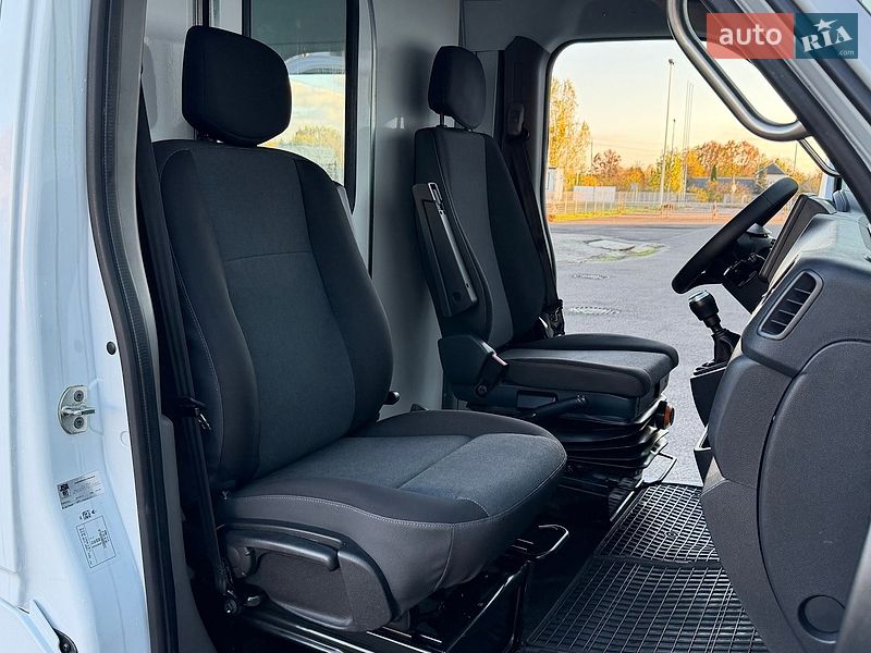 Вантажний фургон Renault Master 2022 в Ковелі