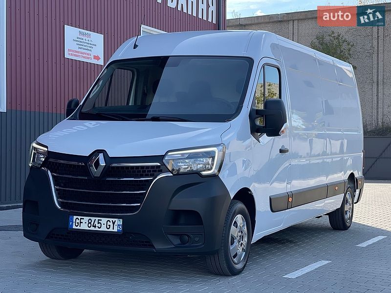 Вантажний фургон Renault Master 2022 в Дубні