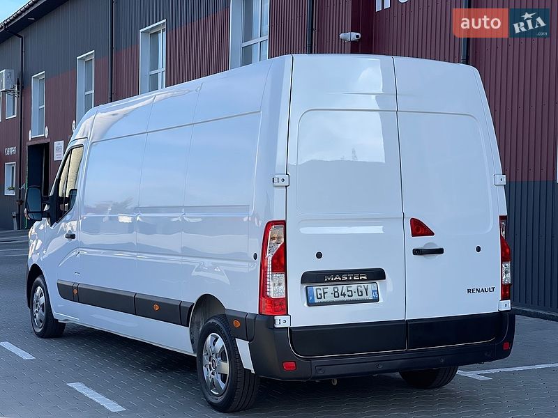 Вантажний фургон Renault Master 2022 в Дубні