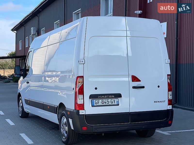 Вантажний фургон Renault Master 2022 в Дубні
