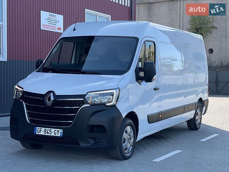 Вантажний фургон Renault Master 2022 в Дубні