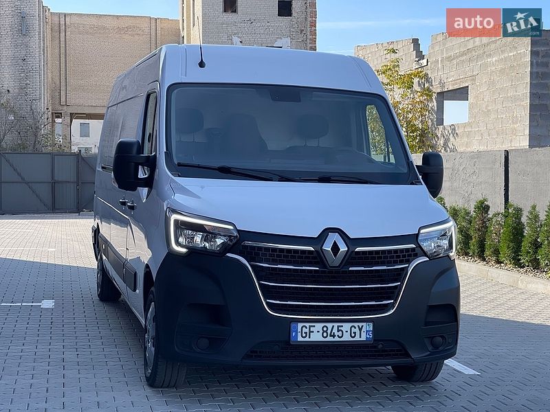 Вантажний фургон Renault Master 2022 в Дубні