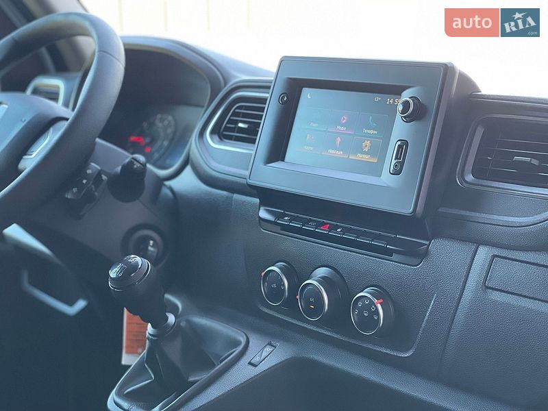Вантажний фургон Renault Master 2022 в Дубні