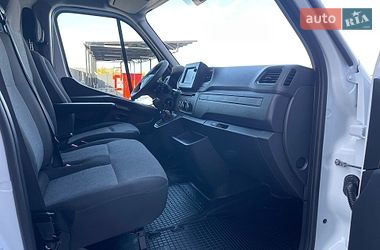 Вантажний фургон Renault Master 2022 в Дубні