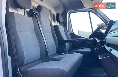 Вантажний фургон Renault Master 2022 в Дубні