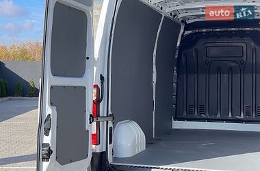 Вантажний фургон Renault Master 2022 в Дубні