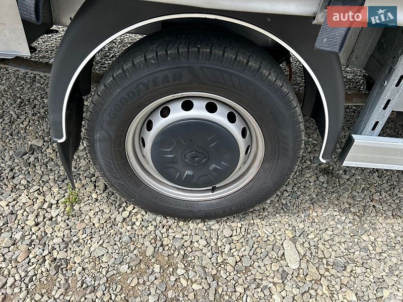 Тентований Renault Master 2022 в Хусті