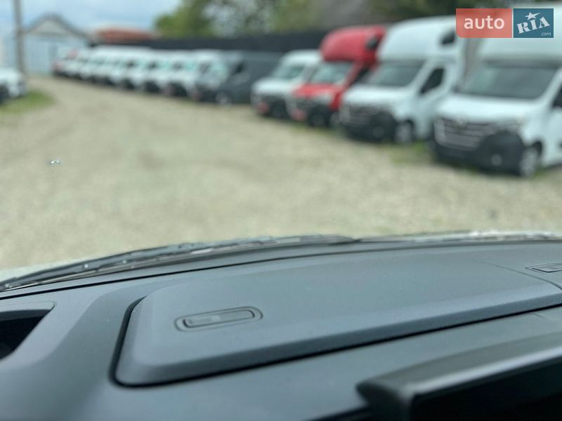 Тентований Renault Master 2022 в Хусті