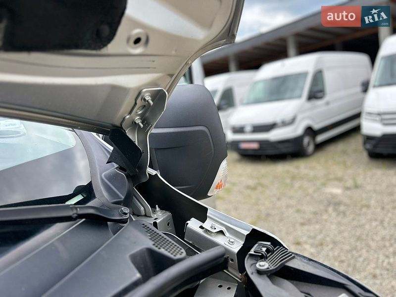 Тентований Renault Master 2022 в Хусті