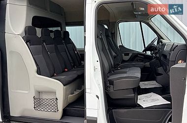 Грузопассажирский фургон Renault Master 2016 в Дубно