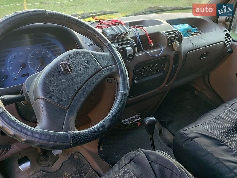Мінівен Renault Master 1999 в Кременчуці