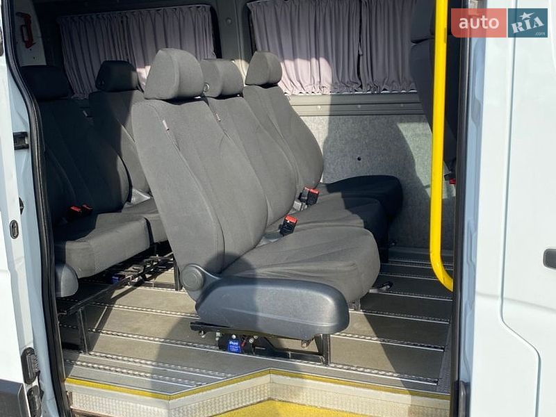 Мінівен Renault Master 2013 в Тернополі