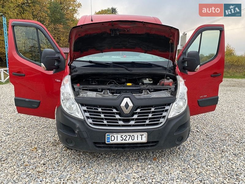 Грузопассажирский фургон Renault Master 2015 в Заречье