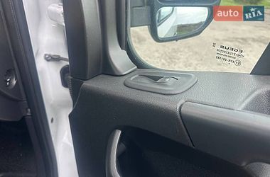 Вантажопасажирський фургон Renault Master 2019 в Дубні