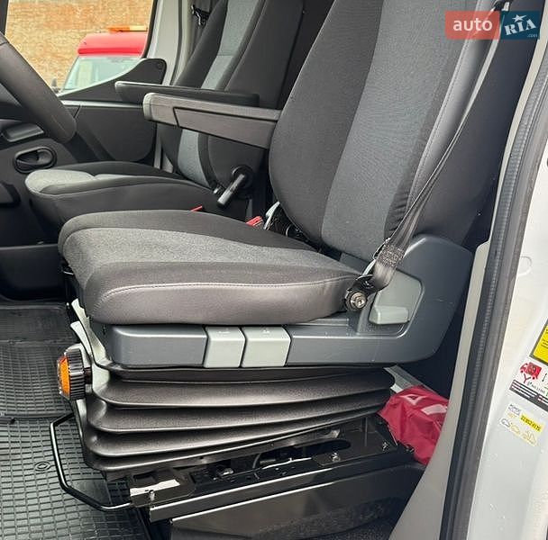Тентований Renault Master 2022 в Ковелі