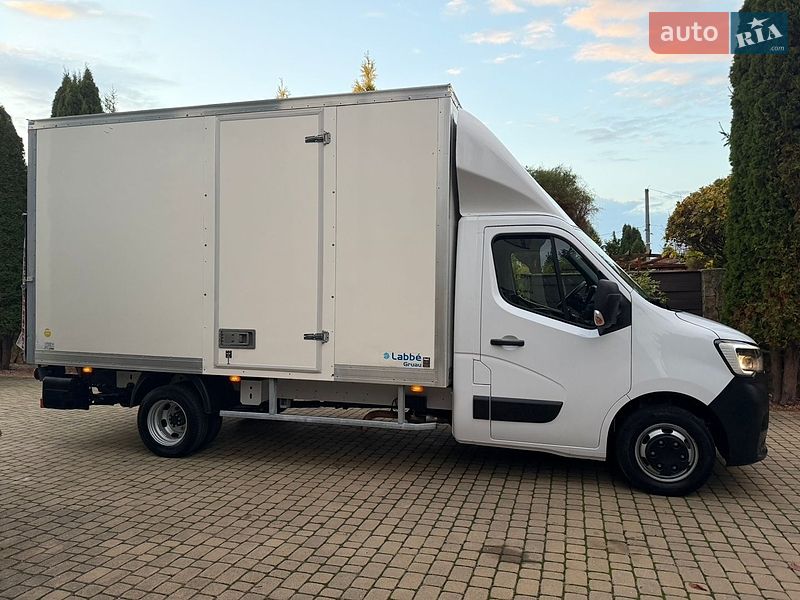 Вантажний фургон Renault Master 2020 в Вінниці