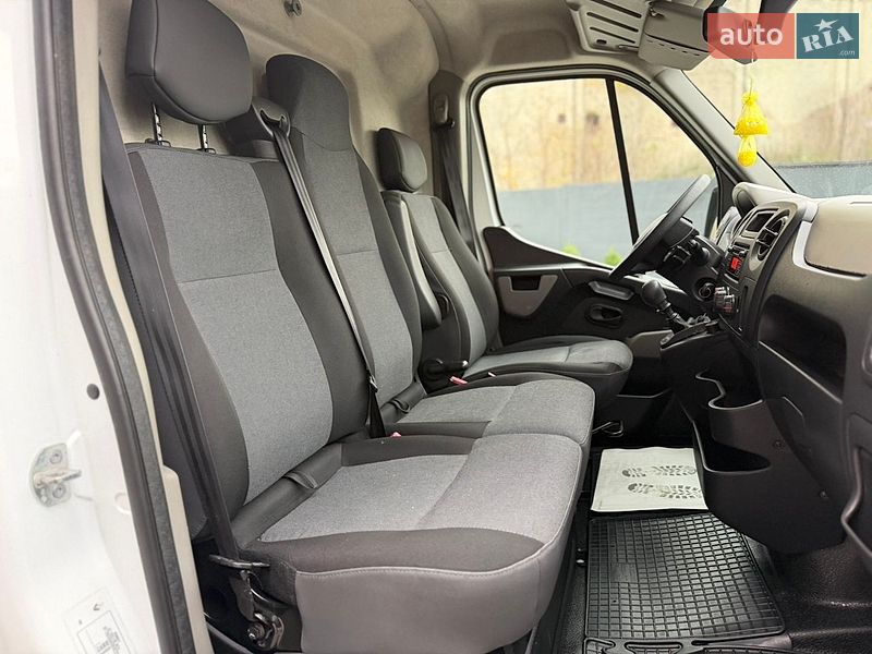 Грузовой фургон Renault Master 2018 в Дубно