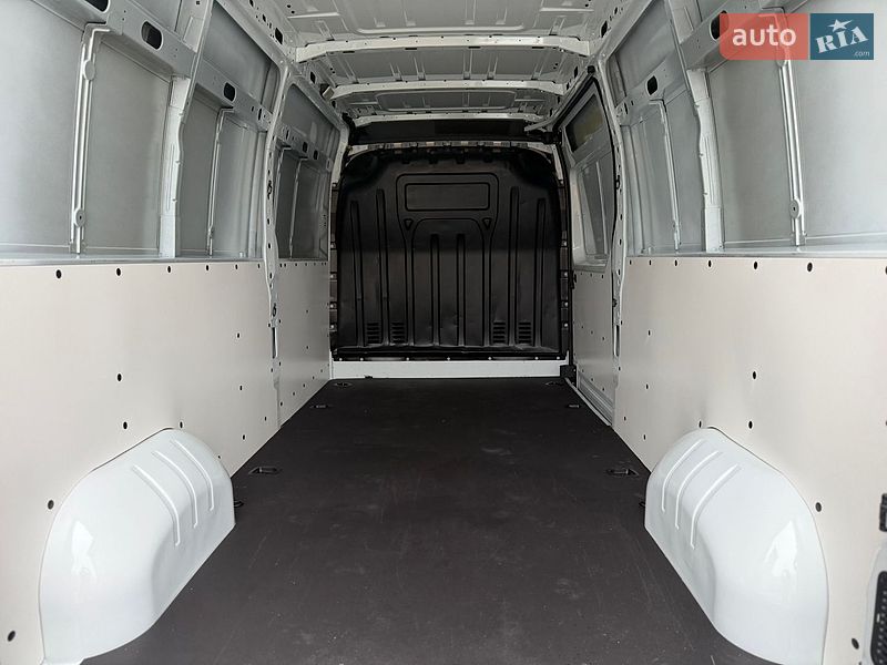 Грузовой фургон Renault Master 2018 в Дубно