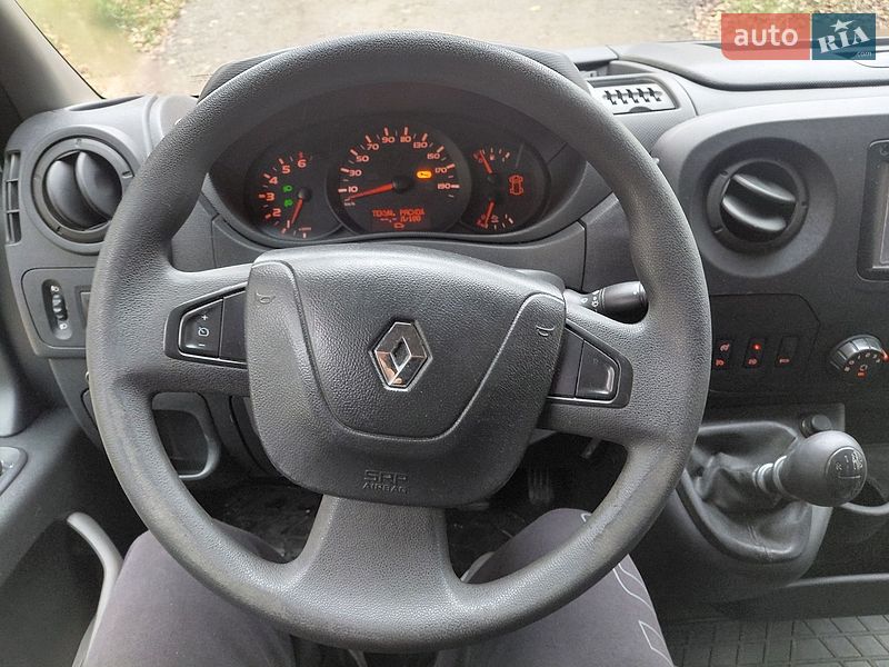 Грузовой фургон Renault Master 2017 в Ивано-Франковске