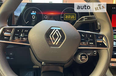 Позашляховик / Кросовер Renault Megane E-Tech Electric 2022 в Мукачевому