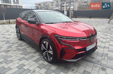 Позашляховик / Кросовер Renault Megane E-Tech Electric 2023 в Мукачевому