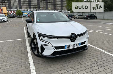 Позашляховик / Кросовер Renault Megane E-Tech Electric 2023 в Луцьку