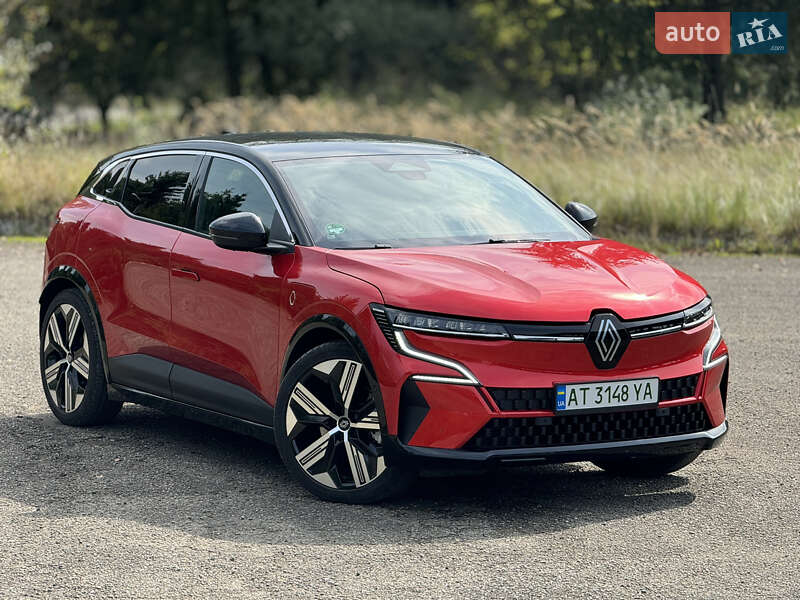 Внедорожник / Кроссовер Renault Megane E-Tech Electric 2022 в Долине