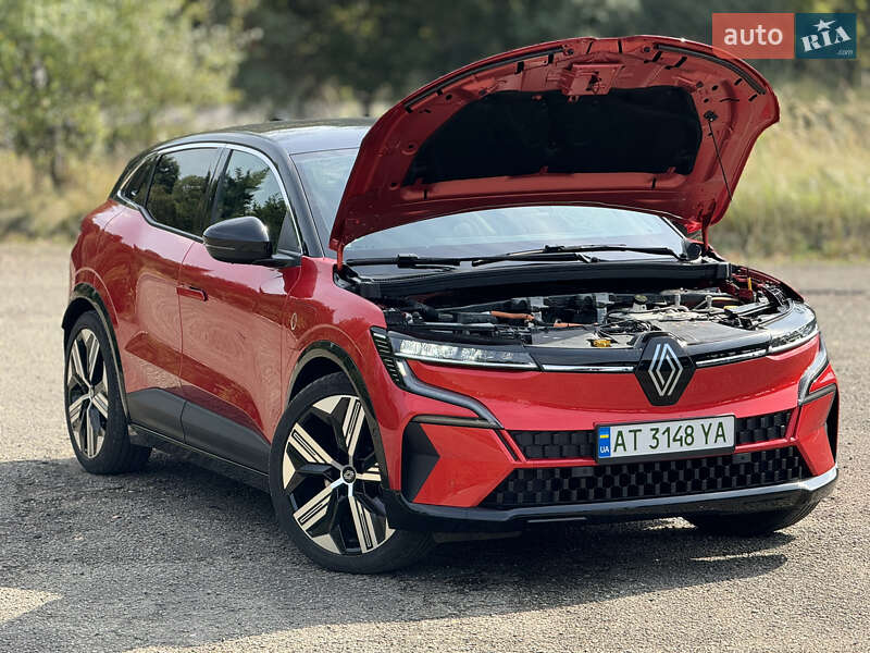 Внедорожник / Кроссовер Renault Megane E-Tech Electric 2022 в Долине