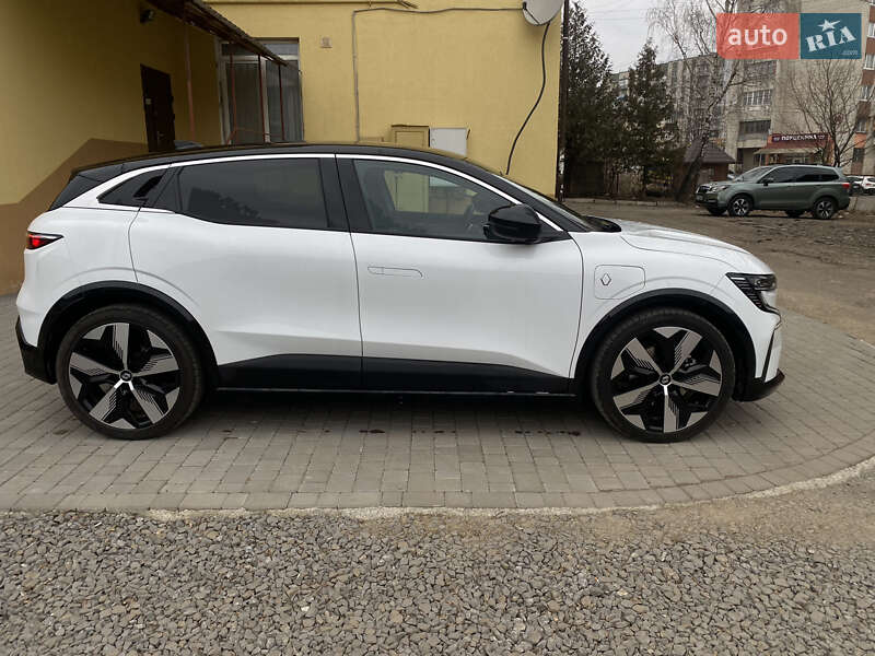 Позашляховик / Кросовер Renault Megane E-Tech Electric 2023 в Дрогобичі