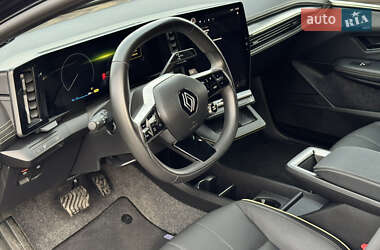 Позашляховик / Кросовер Renault Megane E-Tech Electric 2022 в 