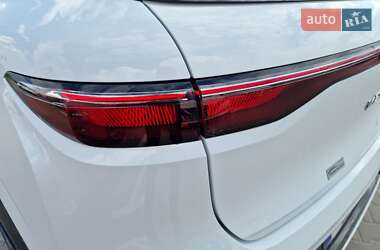 Позашляховик / Кросовер Renault Megane E-Tech Electric 2022 в 