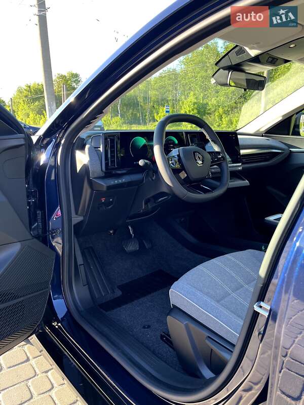 Позашляховик / Кросовер Renault Megane E-Tech Electric 2022 в Львові