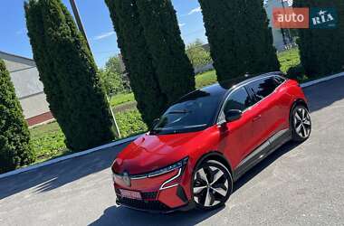 Внедорожник / Кроссовер Renault Megane E-Tech Electric 2024 в Дубно