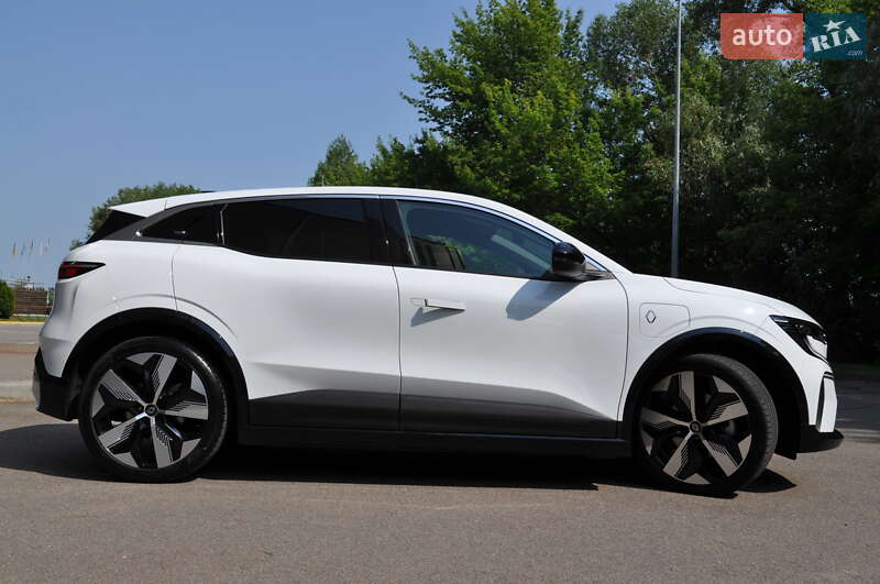 Внедорожник / Кроссовер Renault Megane E-Tech Electric 2023 в Киеве