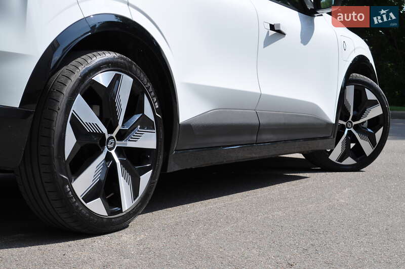 Внедорожник / Кроссовер Renault Megane E-Tech Electric 2023 в Киеве