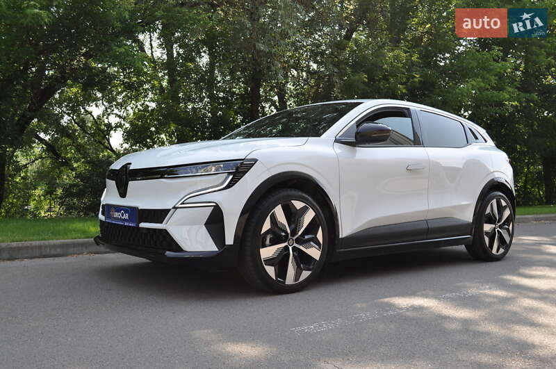 Внедорожник / Кроссовер Renault Megane E-Tech Electric 2023 в Киеве