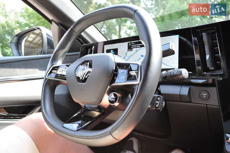 Внедорожник / Кроссовер Renault Megane E-Tech Electric 2023 в Киеве