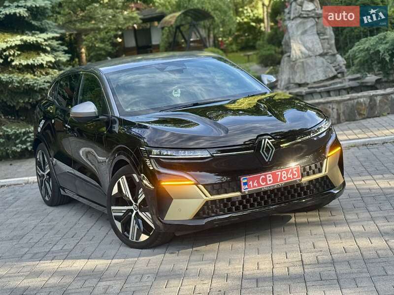 Внедорожник / Кроссовер Renault Megane E-Tech Electric 2023 в Дрогобыче