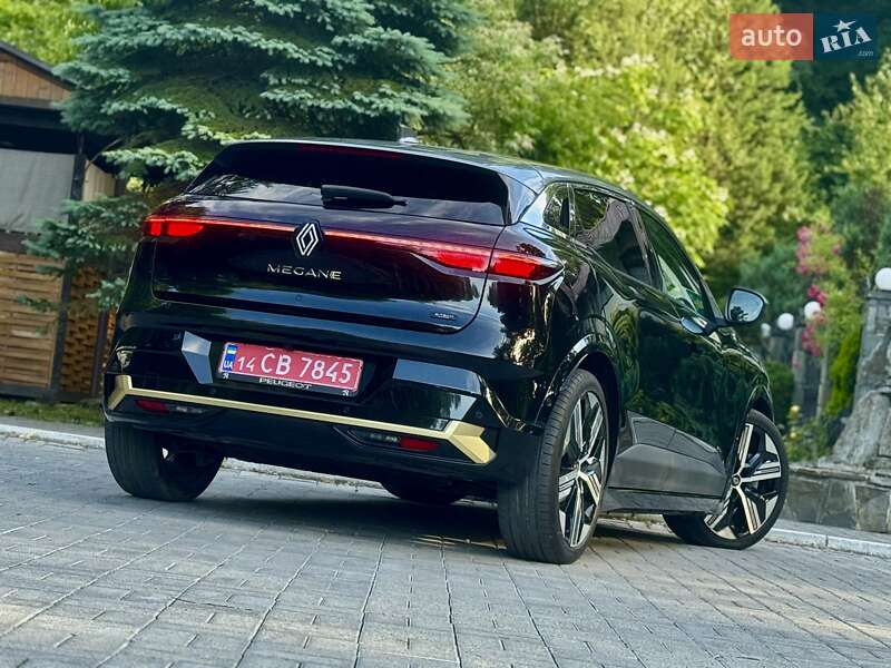 Внедорожник / Кроссовер Renault Megane E-Tech Electric 2023 в Дрогобыче