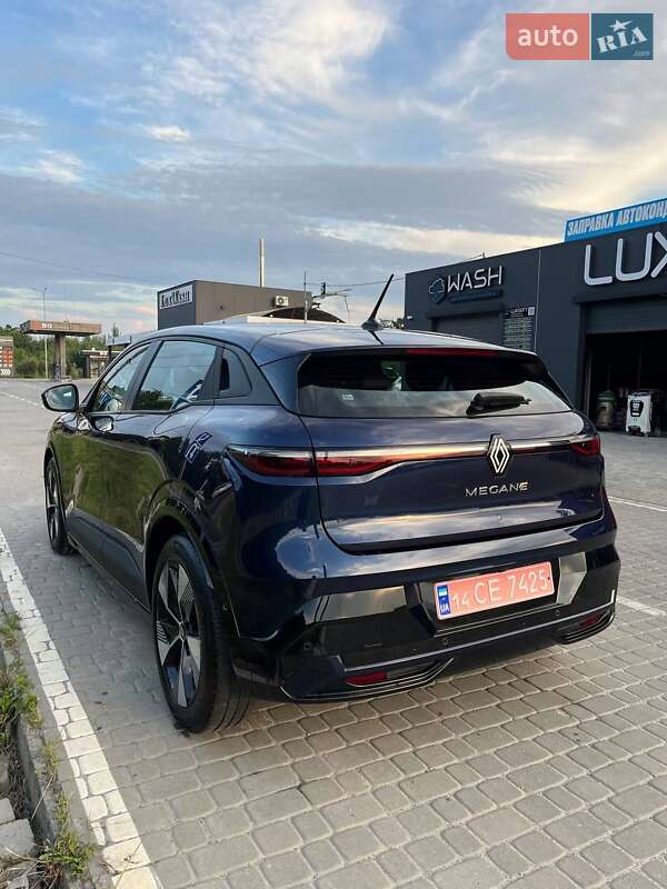 Позашляховик / Кросовер Renault Megane E-Tech Electric 2022 в Львові
