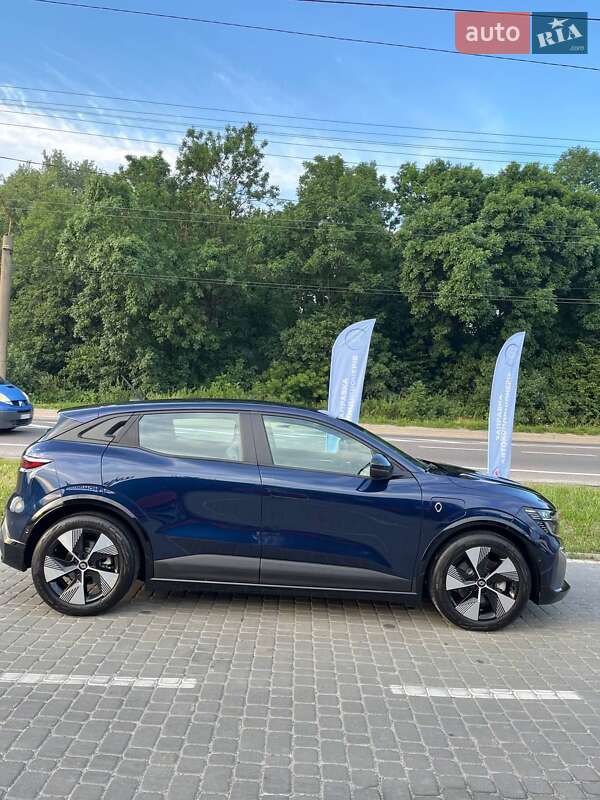 Позашляховик / Кросовер Renault Megane E-Tech Electric 2022 в Львові