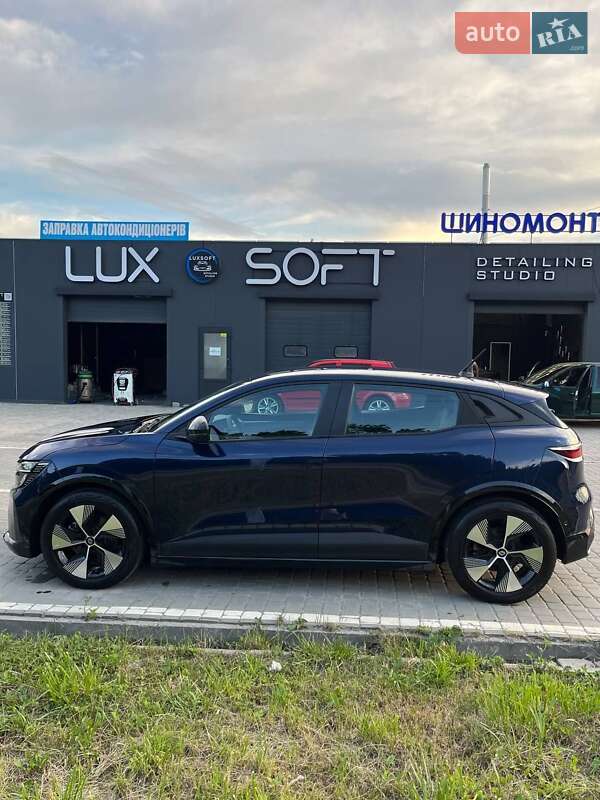 Позашляховик / Кросовер Renault Megane E-Tech Electric 2022 в Львові