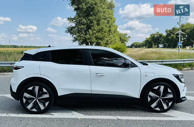 Внедорожник / Кроссовер Renault Megane E-Tech Electric 2022 в 