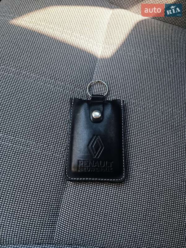 Позашляховик / Кросовер Renault Megane E-Tech Electric 2022 в Полтаві