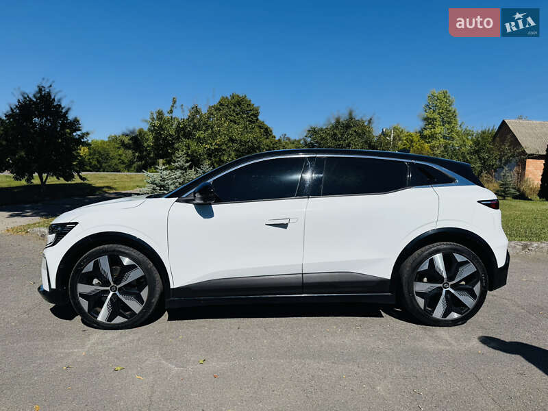 Позашляховик / Кросовер Renault Megane E-Tech Electric 2023 в Лохвиці