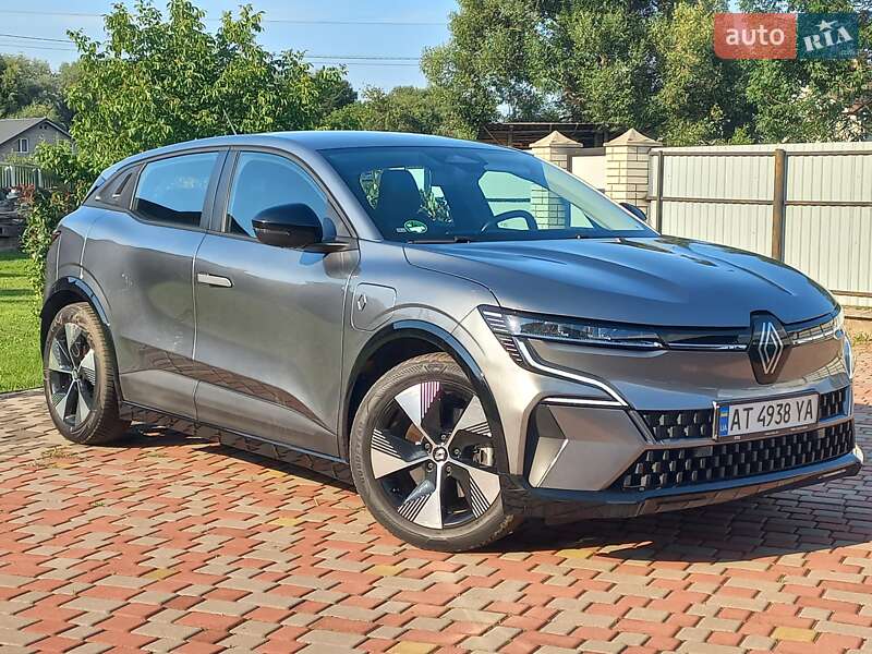 Внедорожник / Кроссовер Renault Megane E-Tech Electric 2022 в Калуше