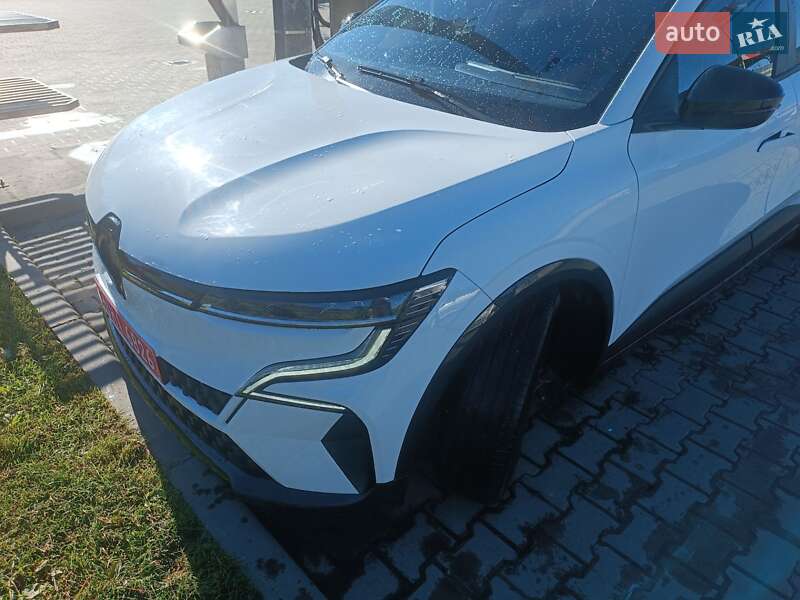 Внедорожник / Кроссовер Renault Megane E-Tech Electric 2023 в Львове