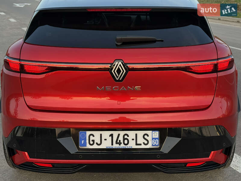 Внедорожник / Кроссовер Renault Megane E-Tech Electric 2022 в Ровно