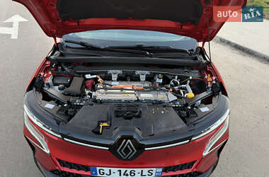 Внедорожник / Кроссовер Renault Megane E-Tech Electric 2022 в 